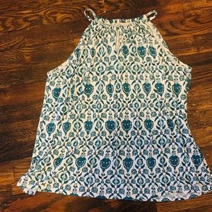 Keyhole Patterned Tank Top